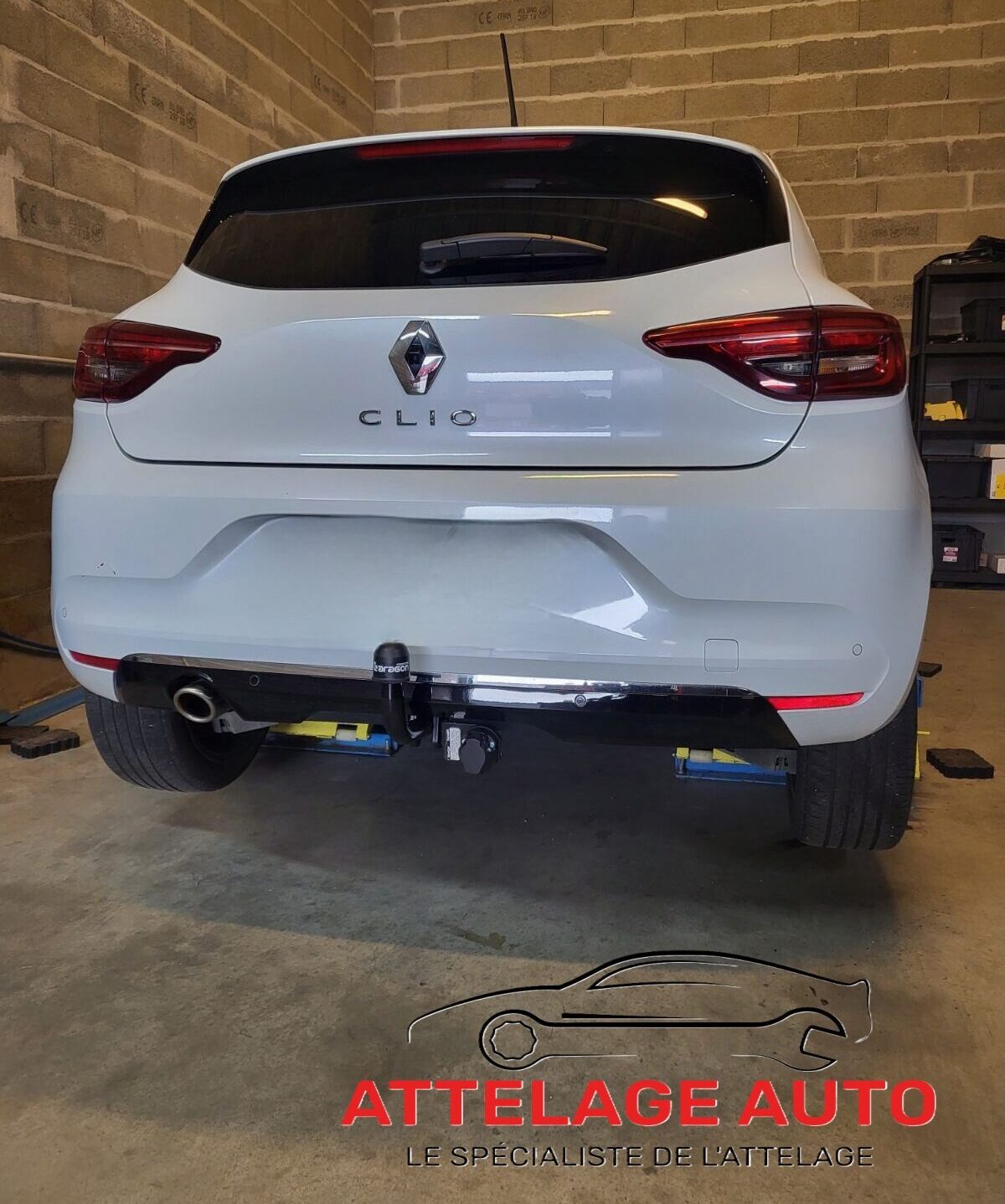 attelage clio