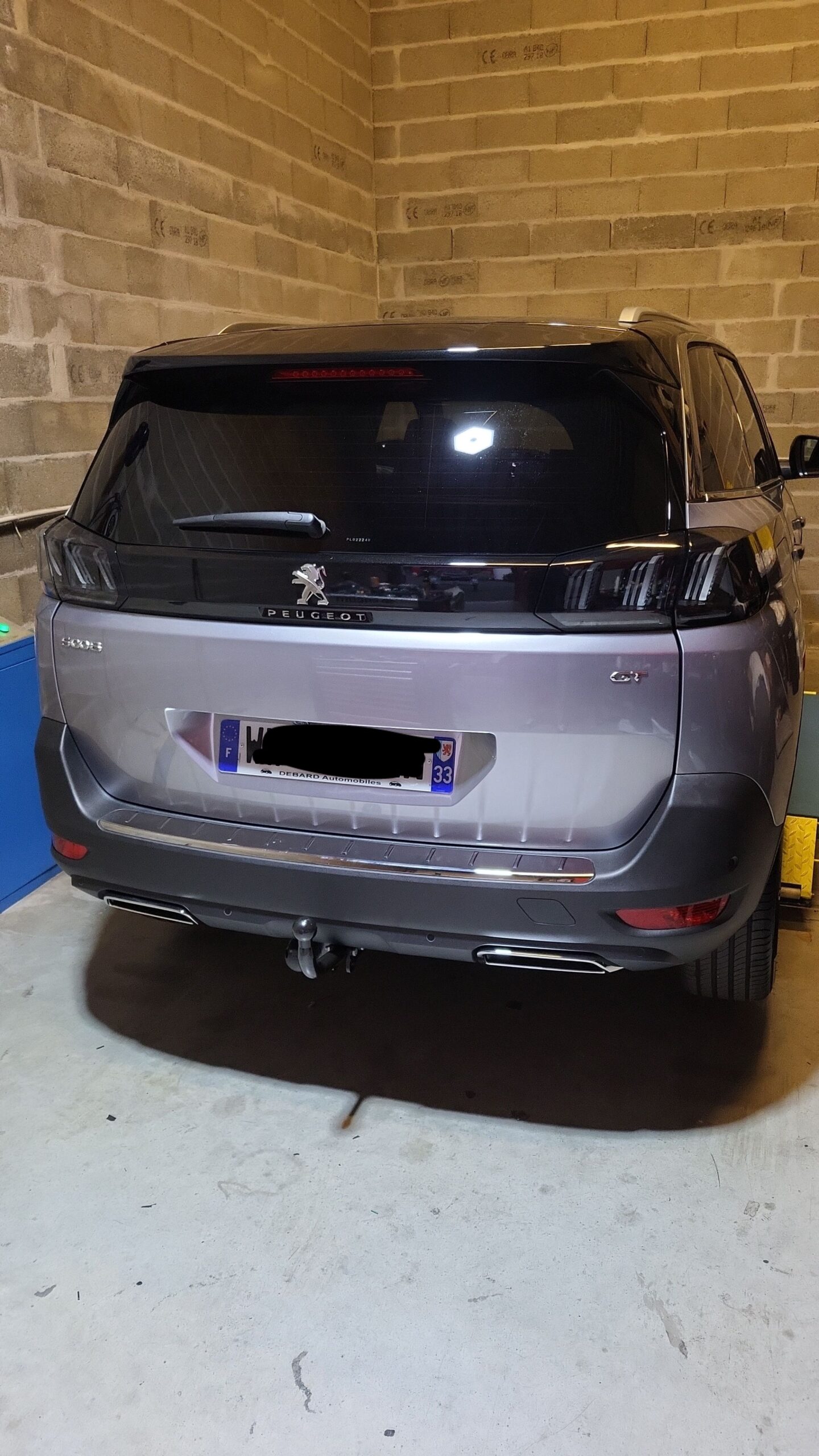 peugeot attelage